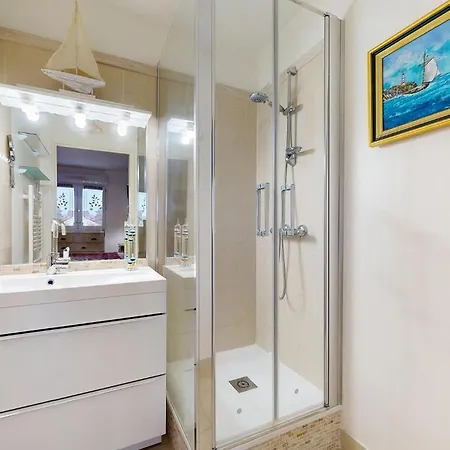 1 Bedroom Stunning In Royan