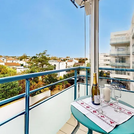 Apartment Lovely In With Wifi *