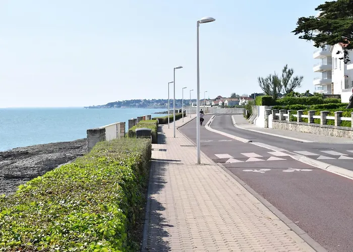 Lovely In With Wifi Ρουαγιάν